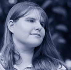 Toni McQuilken, writer & editor